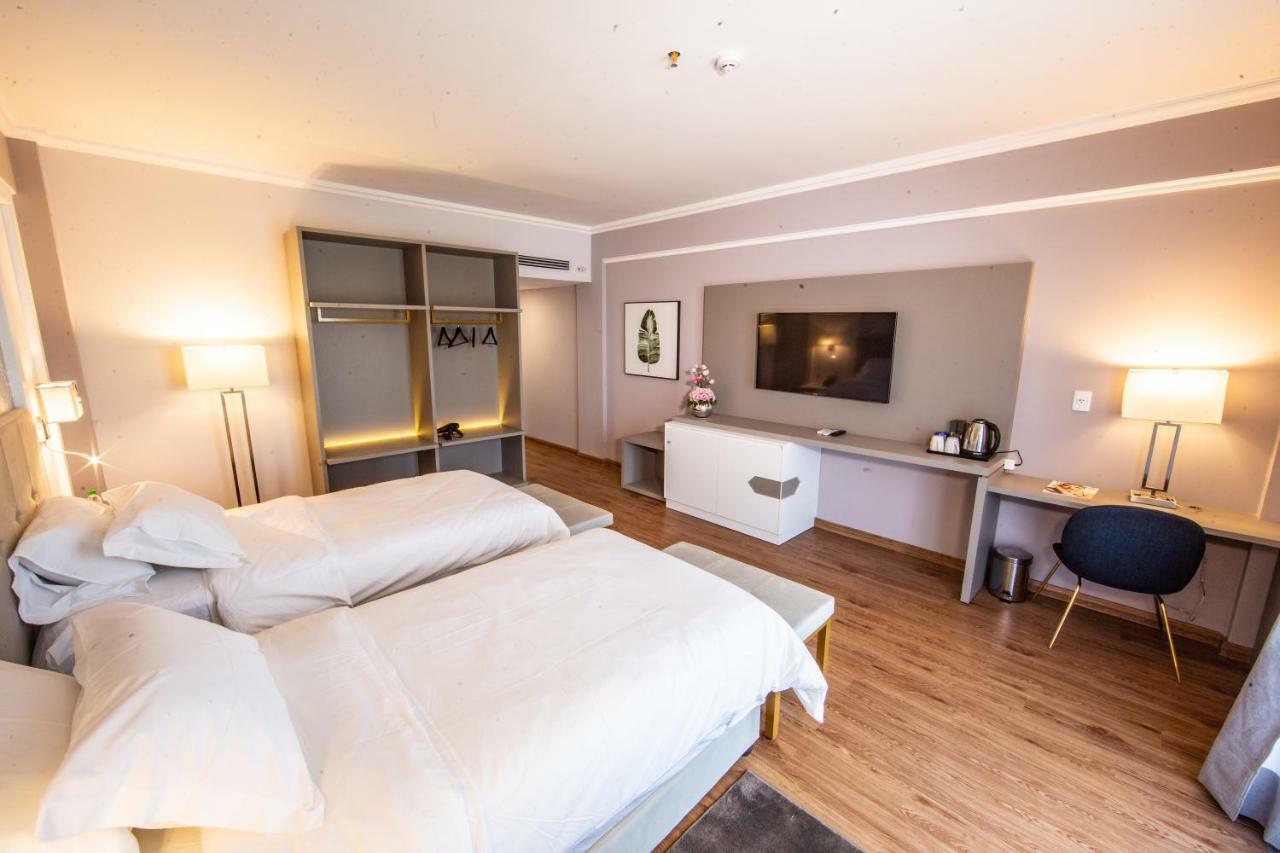 Bisinii Boutique Hotel 시우다드델에스테 외부 사진